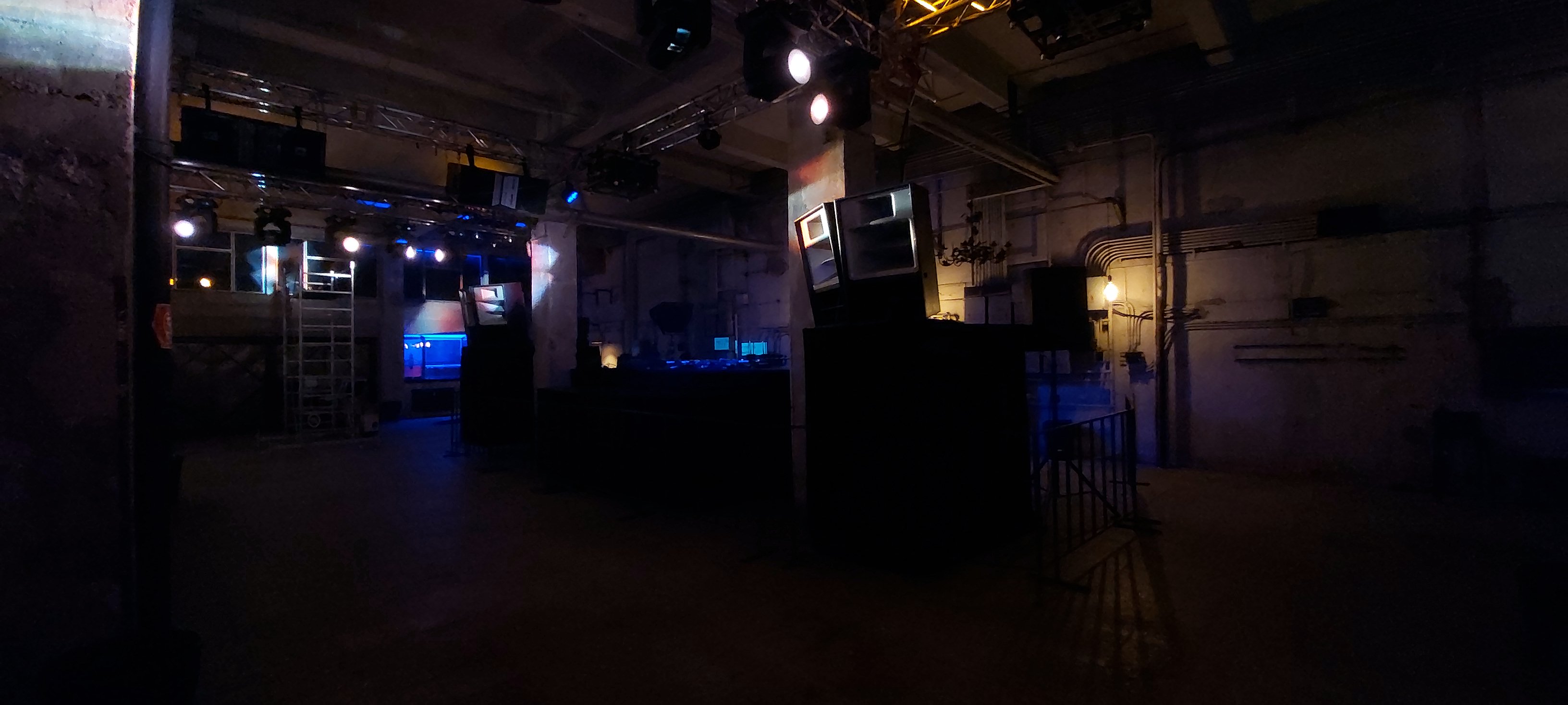 Party  Holiday Mood 2020 @Magnetic Box Setup Music Gear (2)