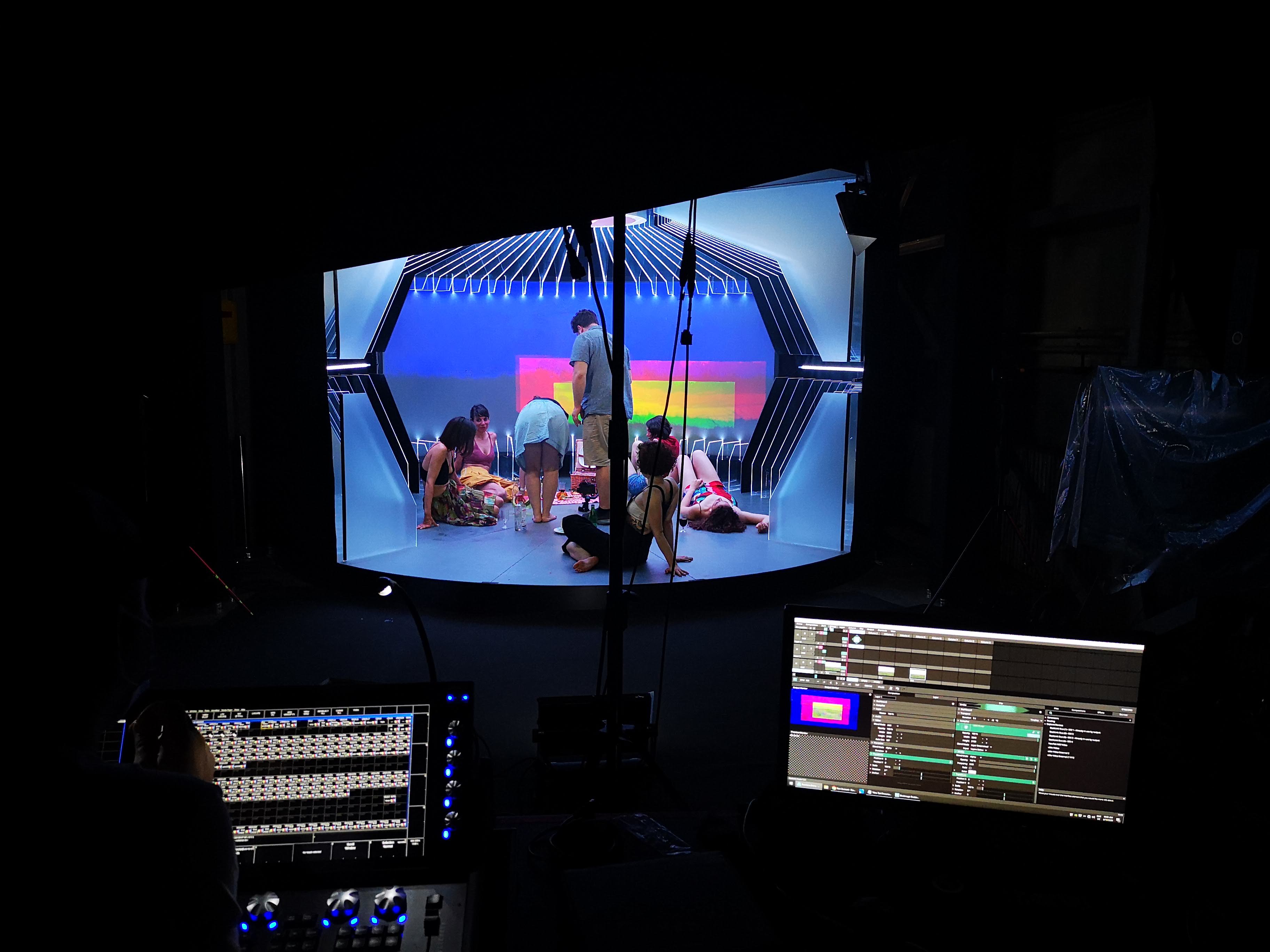 Lansare Platforma Her Word Studio Diamon Frame Music Gear 3